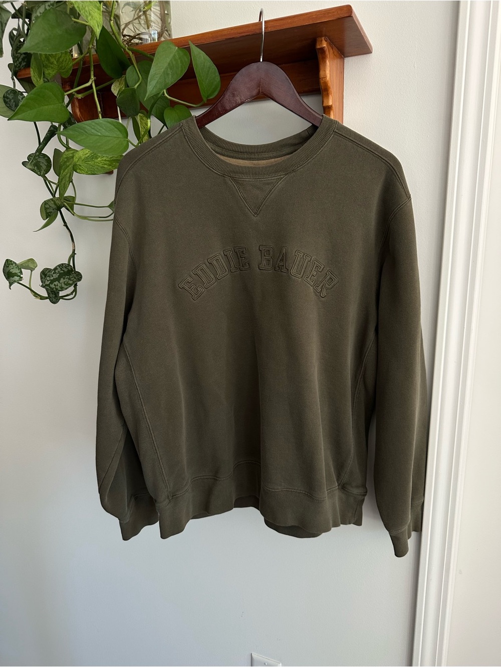 Eddie Bauer Olive Green Embroidered Crewneck Sweatshirt